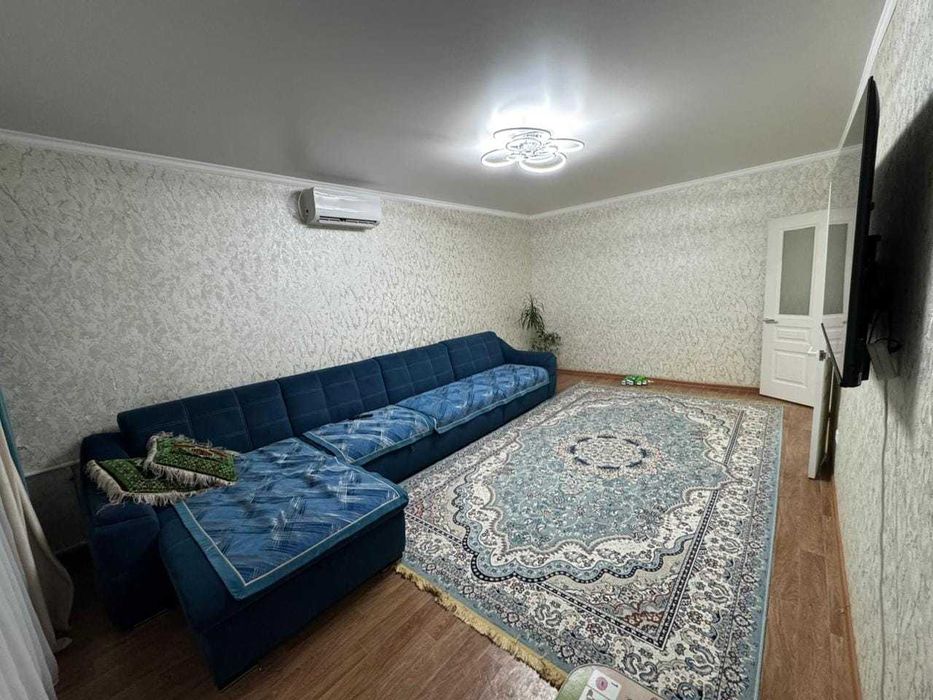 продается   3 комнатная квартира