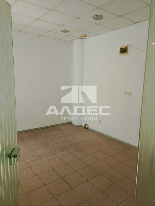 Продава се офис в Люлин 7!