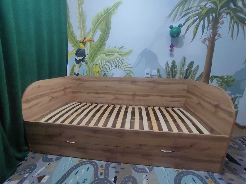 Продам кровать 1.5