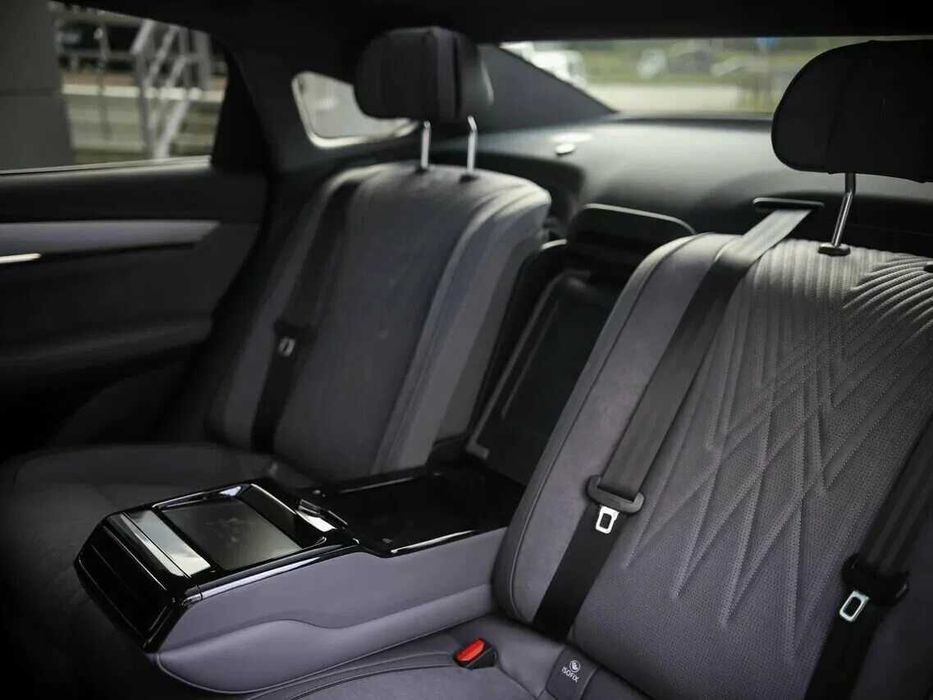 Voyah Passion EV full