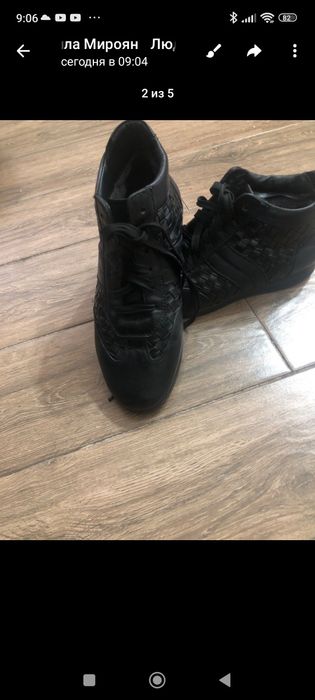 Продаются мужские ботинки