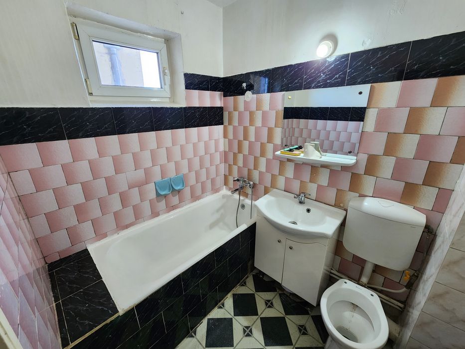 Apartament 2 camere decomandat zona Cireșica