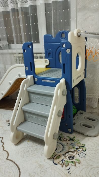 Продам детскую горку