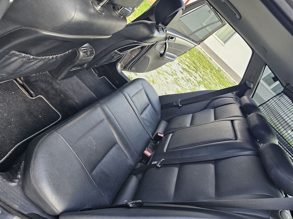 Vând Mercedes-Benz C220 CDI Avantgarde 2.2 Diesel – 150 CP – 2007