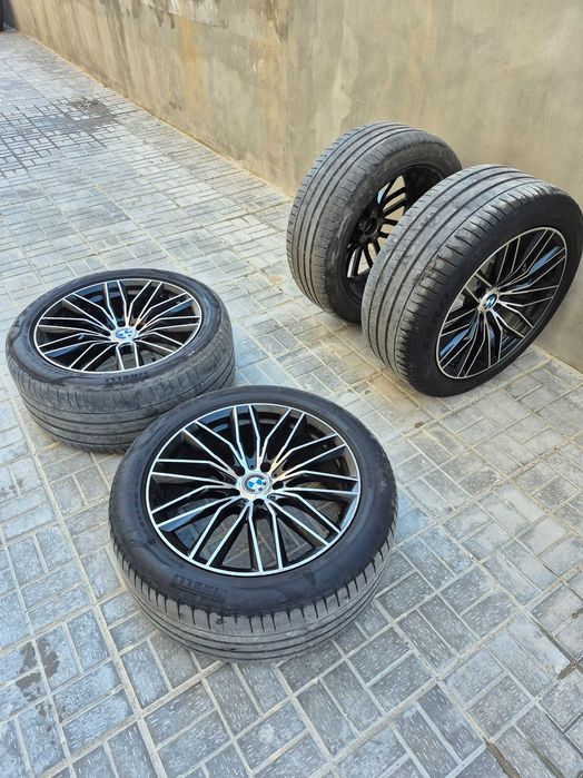 Джанти със гуми.