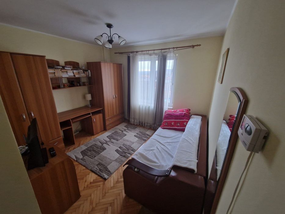 Vând apartament 2 camere, 54 mp, decomandat – Cartier Unirii