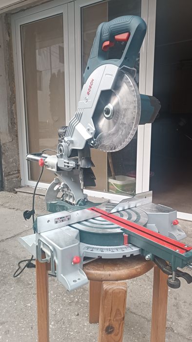 Пендула Bosh GCM 800SJ 216мм. нова ,гаранция