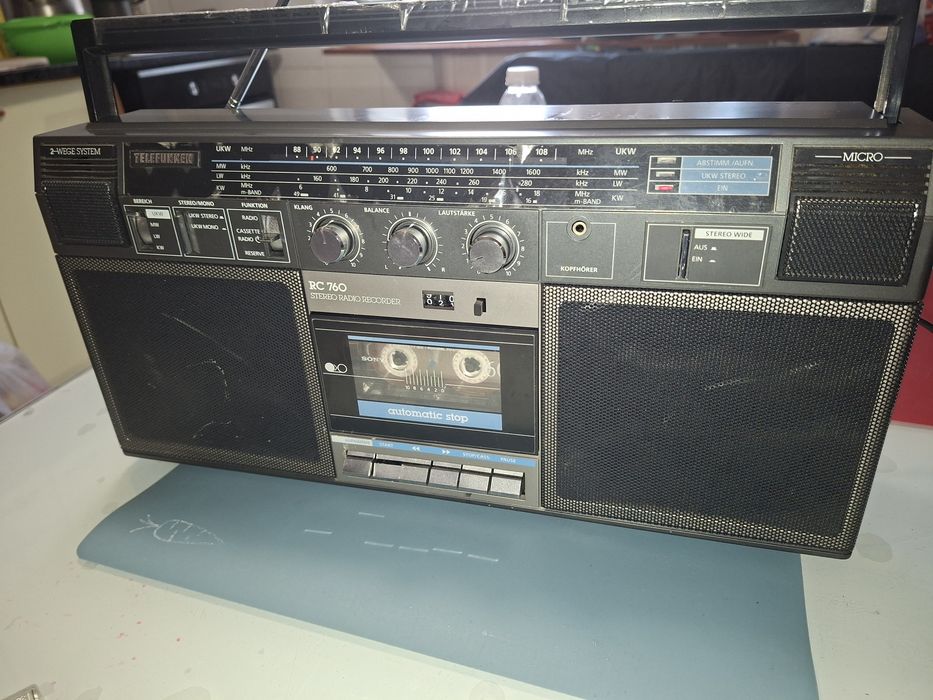 Telefunken RC760, Radiocasetofon Stereo ,Germany 1987,  radio 4 benzi, funcțional, 2 Way Speakers