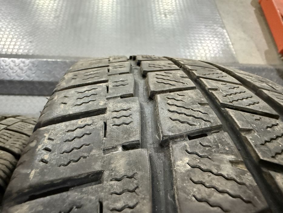 4бр. Товарни Зимни Гуми 215/75R/16C -FALKEN- DOT:2318- 7.4мм+6.3мм