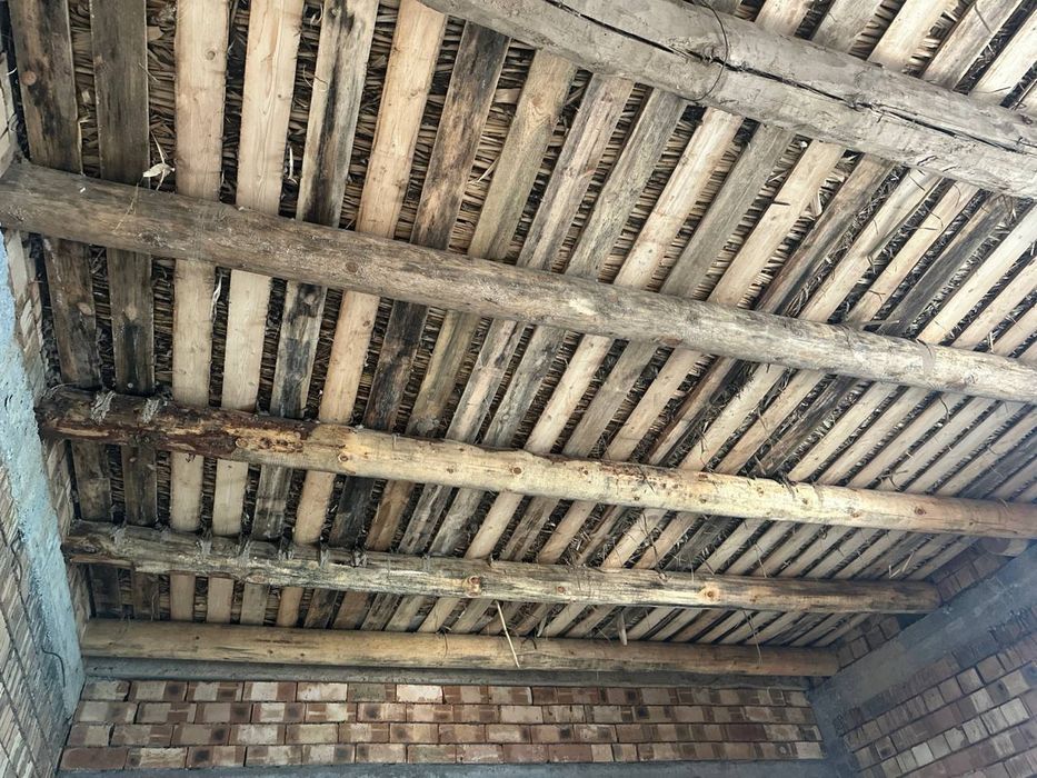 Kottej sotiladi alohida alohida qurilgan