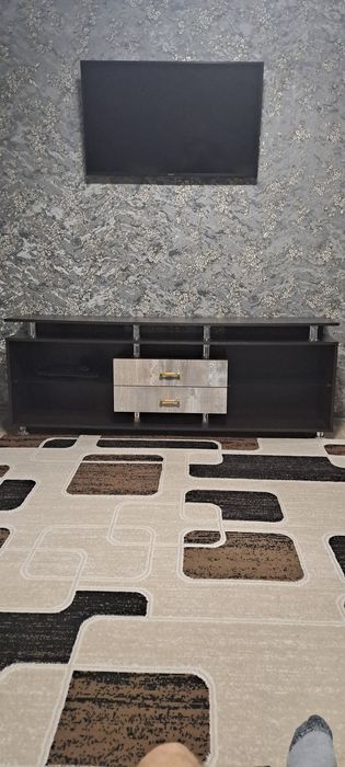 Продам тумбу,тумбу под ТВ