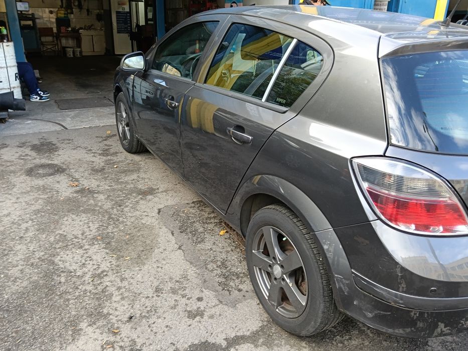 OPEL Astra 2012 — imagine 3