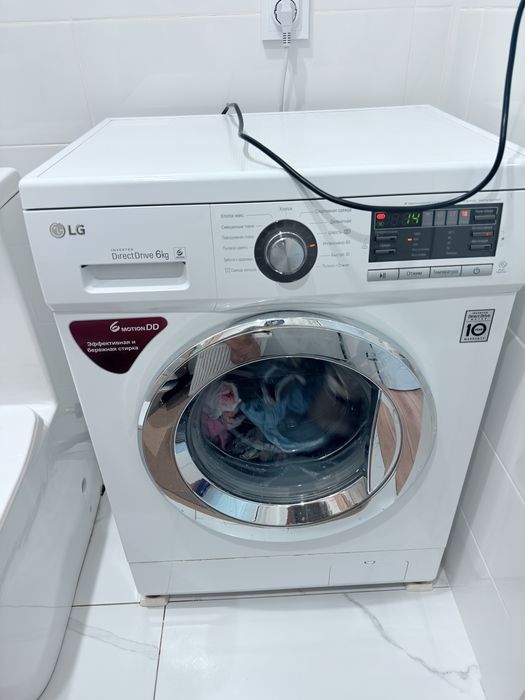 Продам стиральню машину