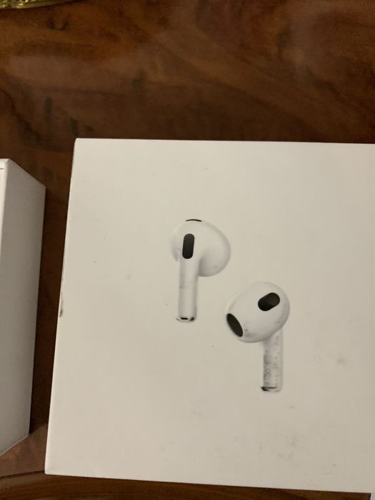 Наушники airpods оригинал с чехлом