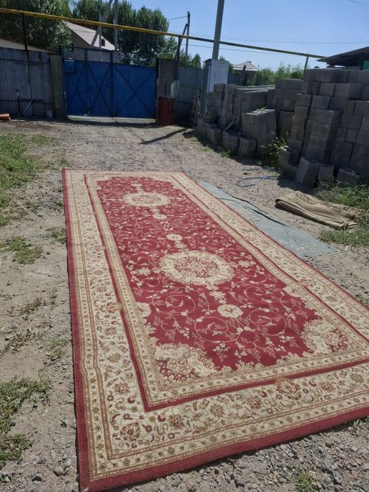 Продам ковёр 2×5