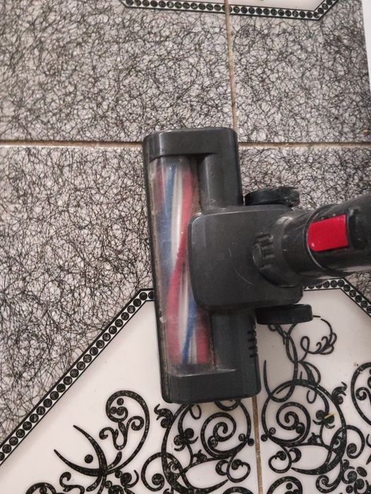 Продаю пылесос в хорошем состояние