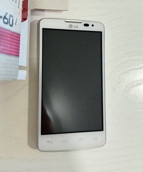 смартфон LG L60i