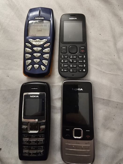 Lot Colecție Telefoane Nokia – 3510i, 2730c-1, 100 ,1600– Toate funcți