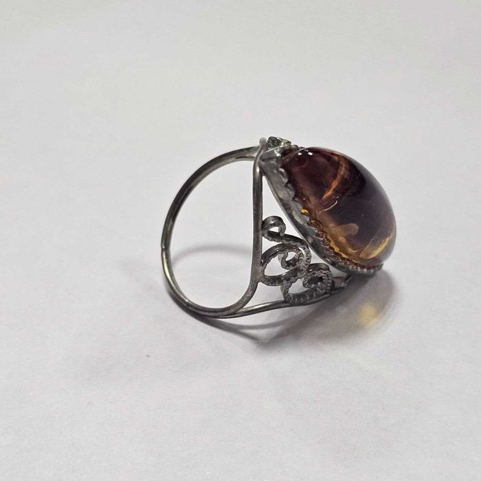 Красивое винтажное кольцо.