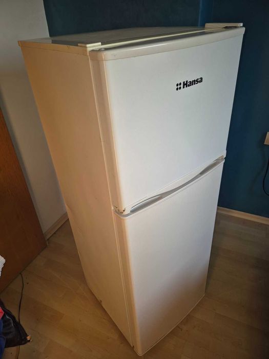 Хладилник Hansa с фризер – малко използван