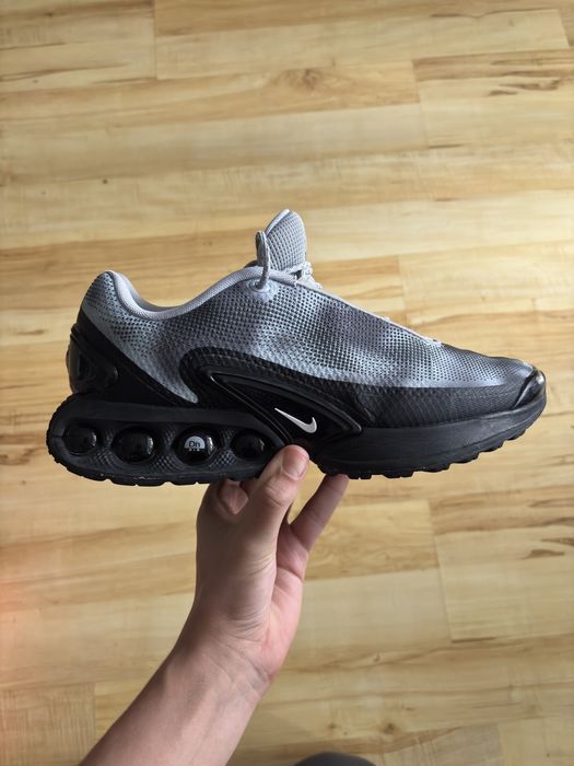 Nike Air Max Dn (Чисто нови.)