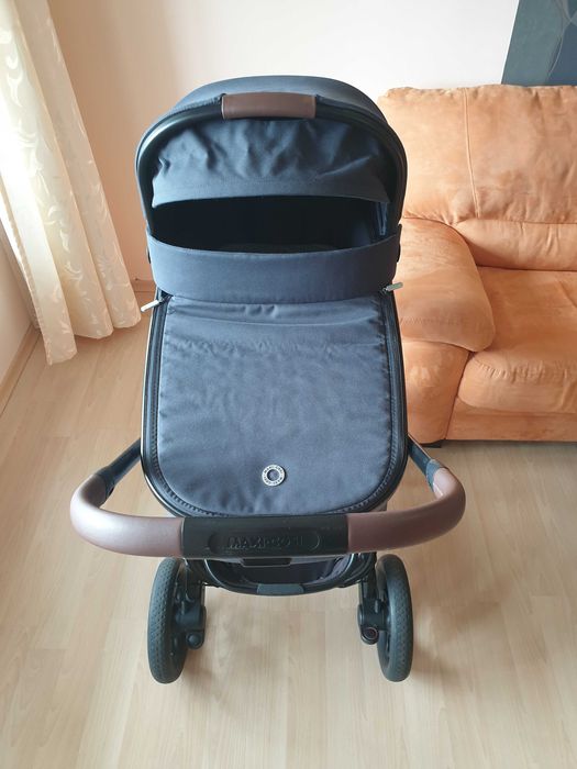 Бебешка количка Maxi Cosi Plaza + 2 в 1 Essential Graphite
