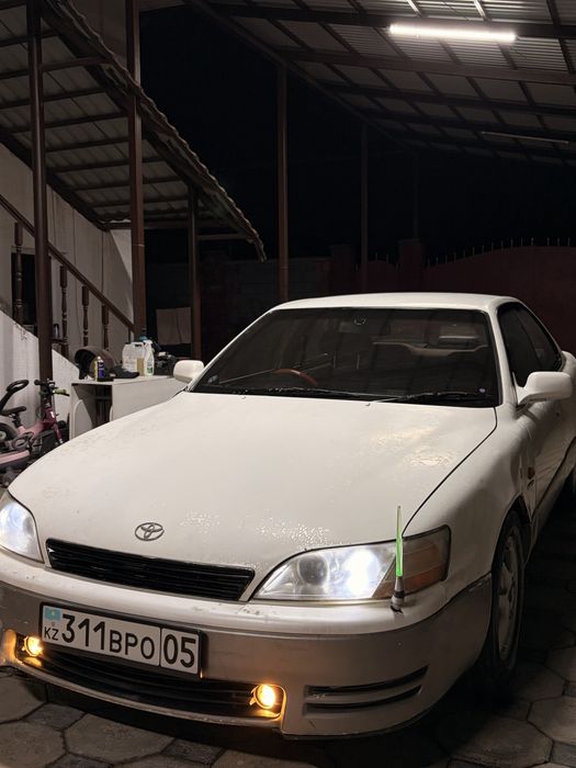 Автомобиль тойота
