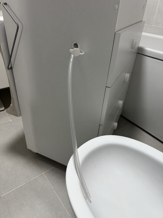 Masa de infasat cu cadita