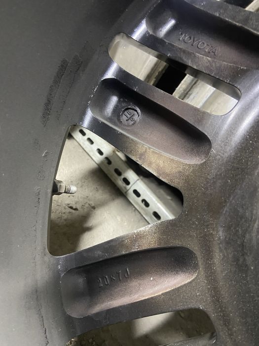 Диски оригинал Фораннер 4Runner r20.