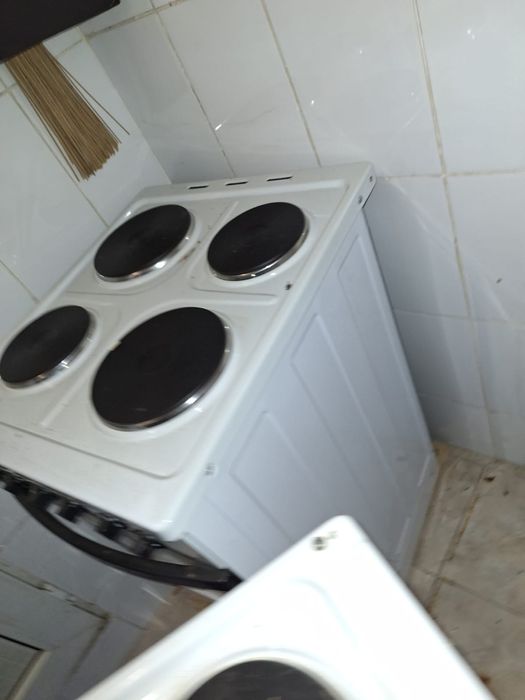 Продам электрическую печь