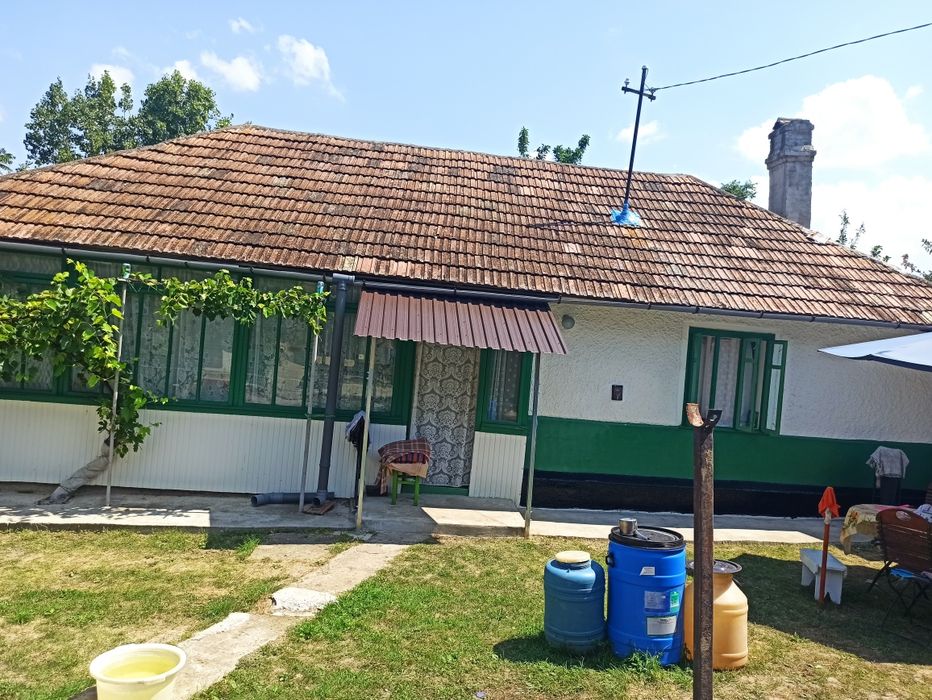 Vând casă parinteasca județ Botoșani