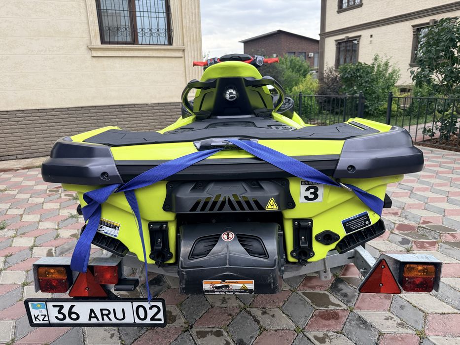Гидроцикл RXT300