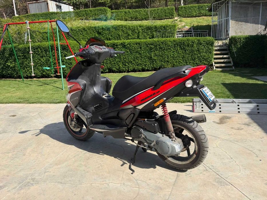скутер мотпед gilera runner c46 sport 49 кубика / 2 тактов / водно охлаждане