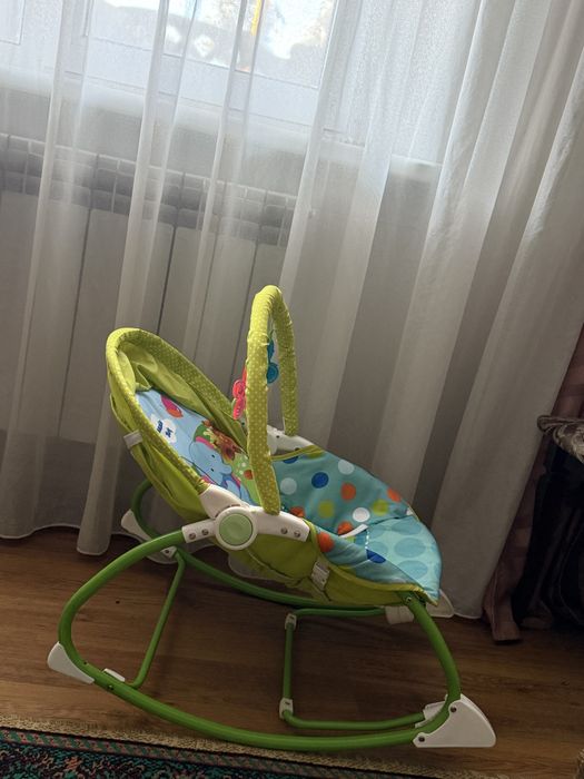 Шезлонг дуга с игрушками сьемный чехол