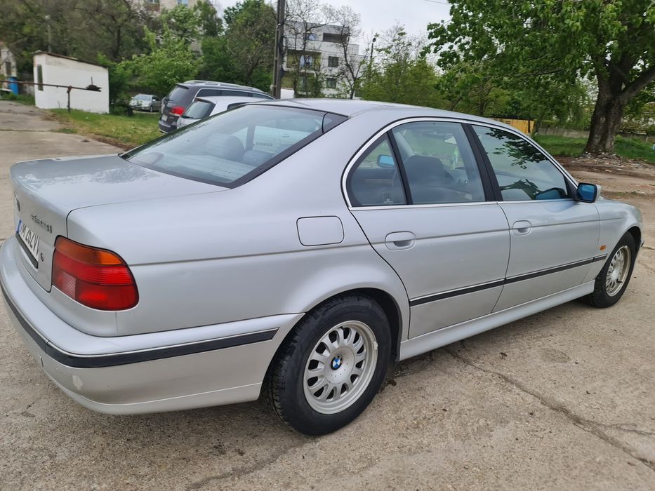 Vând BMW seria 5 , E 39 ,523 i