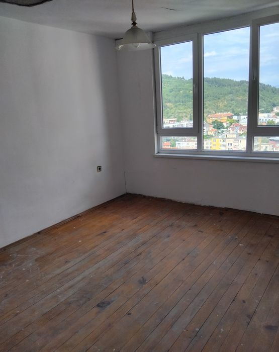 Продава се Четиристаен апартамент в Дупница - 80 кв.м за 631 €/кв.м - Снимка #5