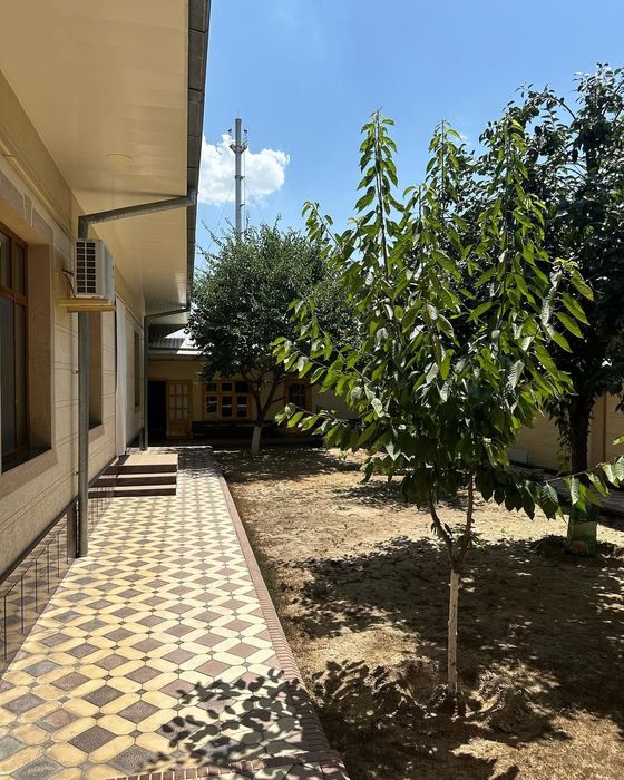 Uchastka 4 sotu 6 xona