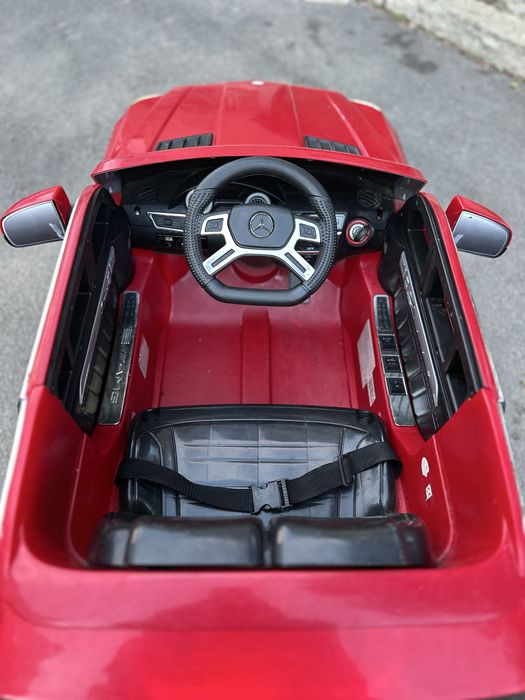 Детска електрическа кола