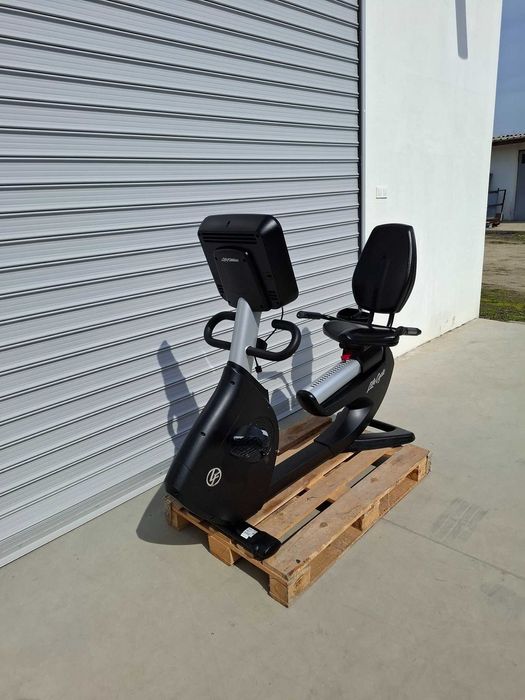 Велоергометър LIFE FITNESS 95R Discover SE Console