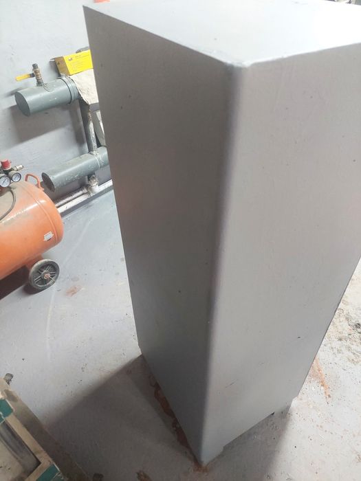 Продаётся сейф в отличном состоянии