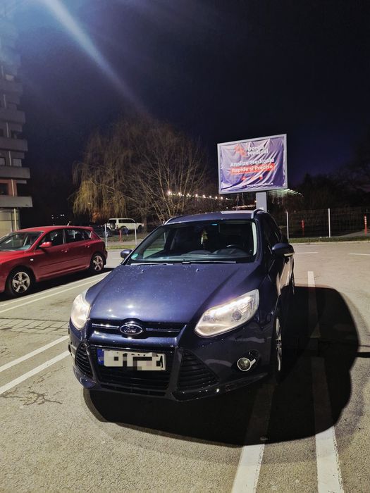 FORD Focus 2011 — imagine 5