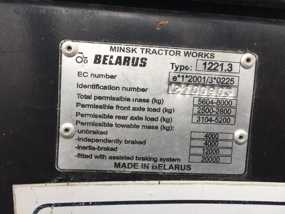 Tractor Belarus 1221.3 din 2001 - 130 CP, Anvelope Noi, Stare Bună