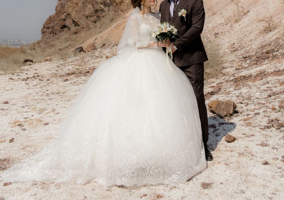 Свадебное платье