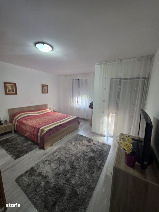 CASĂ TIP DUPLEX în Valea Adâncă reper 5 Drumuri, mobilata si utilata.