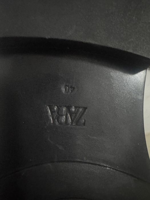 Botine / ghete fără toc model Chelsea piele naturală Zara mărimea 40