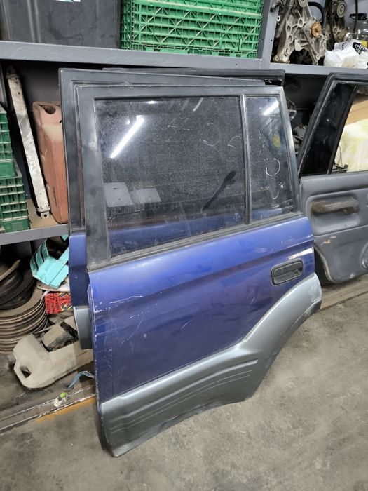 Дверь на Toyota Prado 95 в Алматы