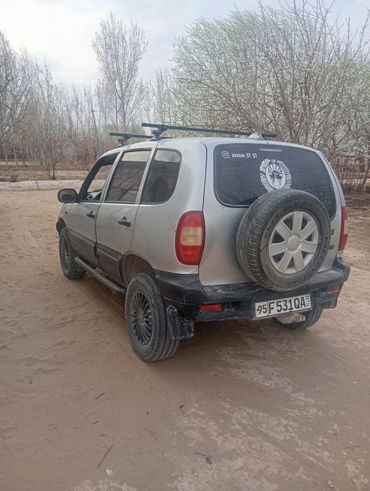 Нива Шевроле сотилади метан газ.2007йил.тиркамаси 2020йил.