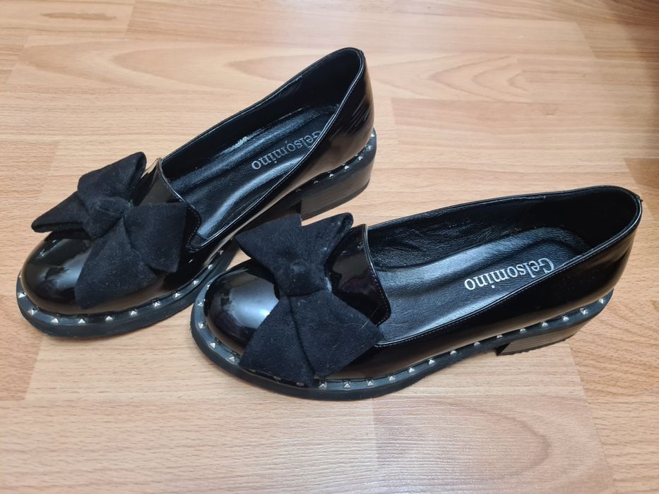 Туфли лоферы для школы