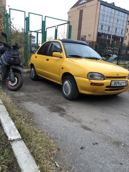 Продам мазду 121