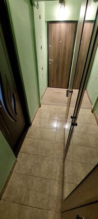 Proprietar-Apartament 2 camere et.4/4 cu suprafața de 52mp si structura semidecomandata, Bacau